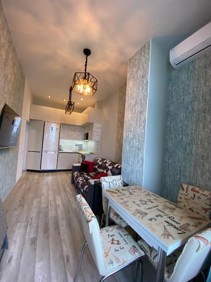 Апартаменты у моря Magnit первая линия Одесса Экстерьер фото